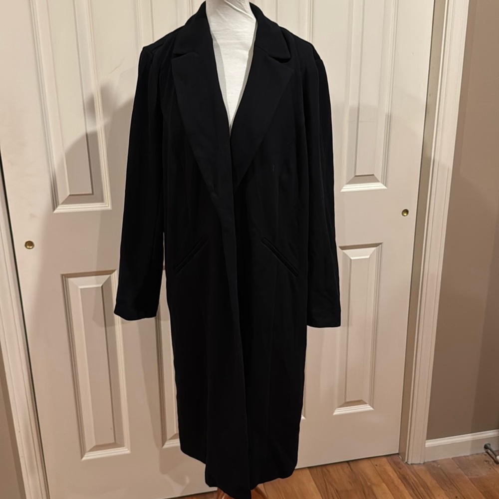 Torrid Longline style coat size 1 (14/16) jacket sweater